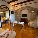 House Olive Bay View * Дрене