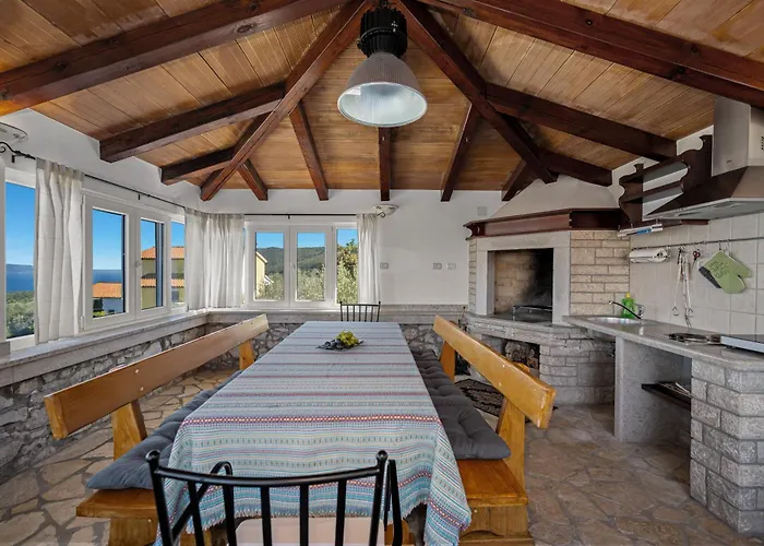 House Olive Bay View Villa *