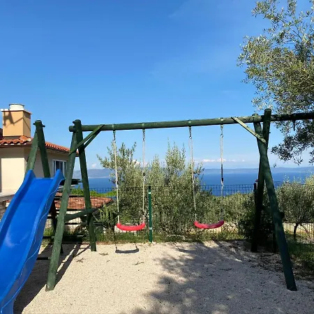 House Olive Bay View