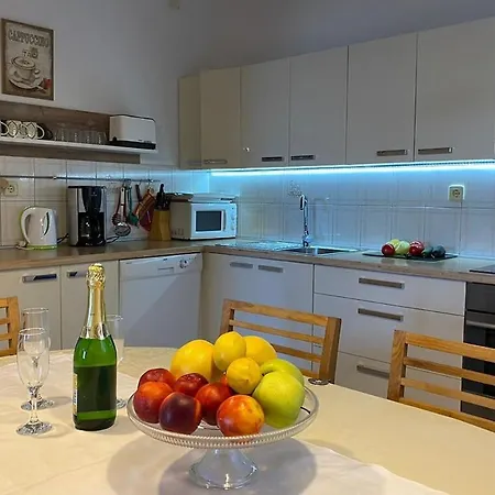 House Olive Bay View * Drenje (Istria)